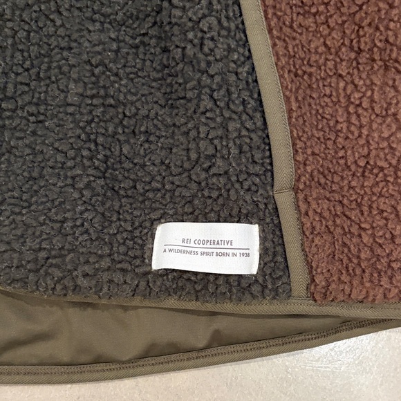 REI Multicolor Hooded Jacket - Picture 2 of 4